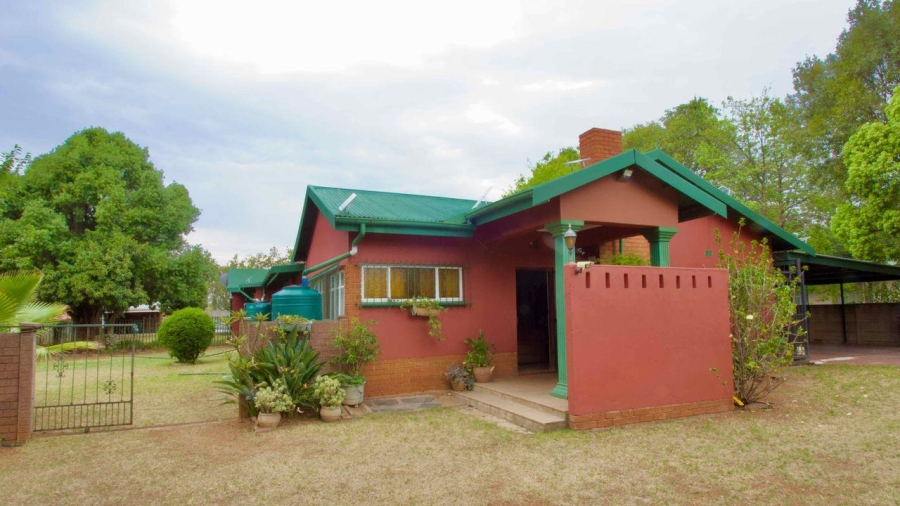5 Bedroom Property for Sale in Lyttelton Manor Gauteng