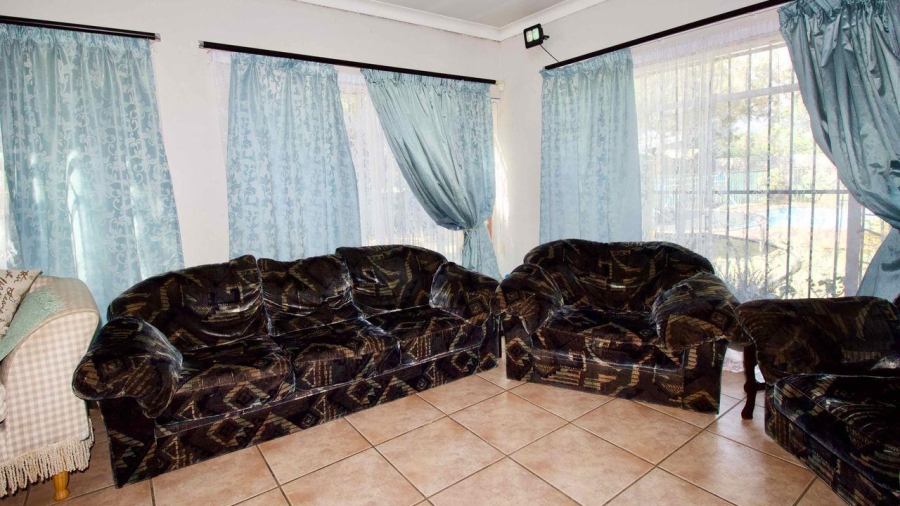 5 Bedroom Property for Sale in Lyttelton Manor Gauteng