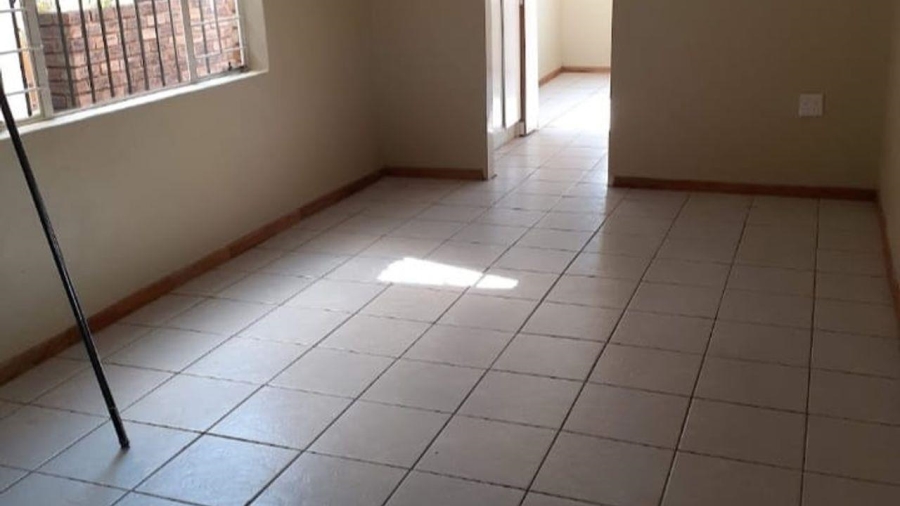 5 Bedroom Property for Sale in Lyttelton Manor Gauteng
