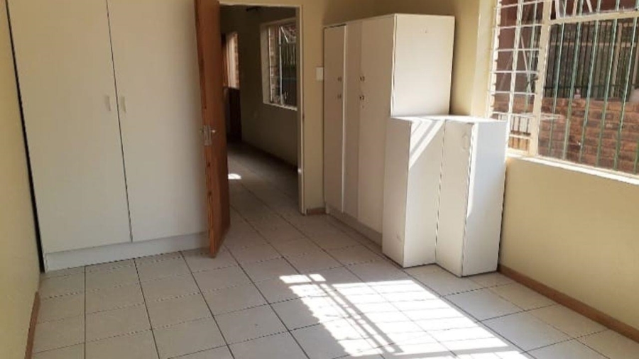 5 Bedroom Property for Sale in Lyttelton Manor Gauteng