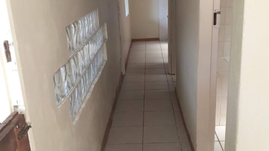 5 Bedroom Property for Sale in Lyttelton Manor Gauteng