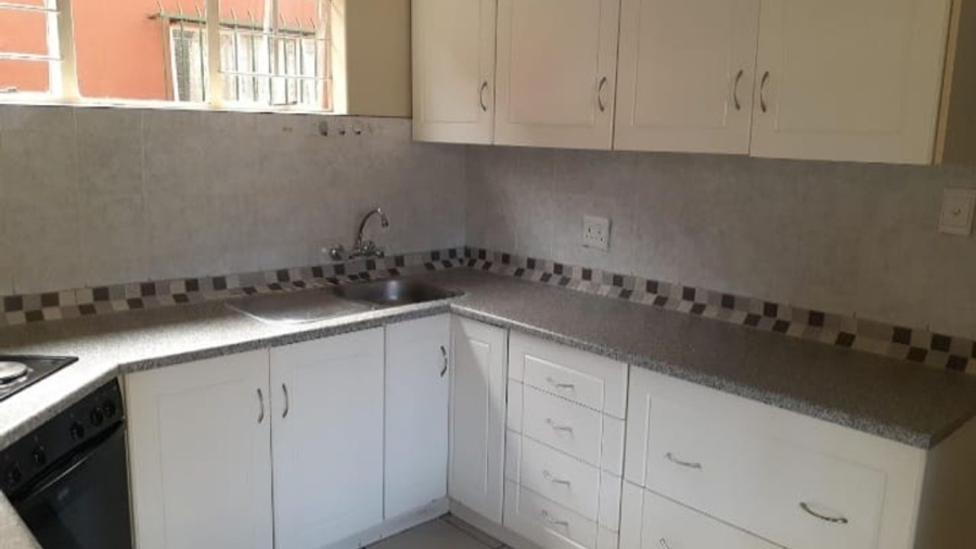 5 Bedroom Property for Sale in Lyttelton Manor Gauteng