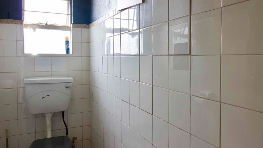 3 Bedroom Property for Sale in Die Hoewes Gauteng
