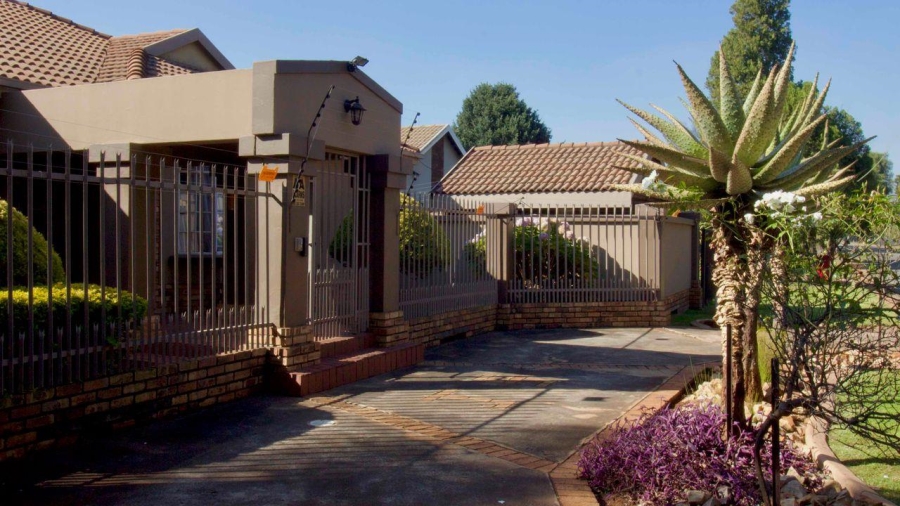 4 Bedroom Property for Sale in Lyttelton Manor Gauteng