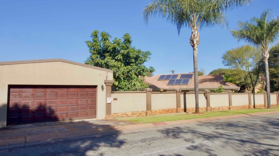 4 Bedroom Property for Sale in Lyttelton Manor Gauteng