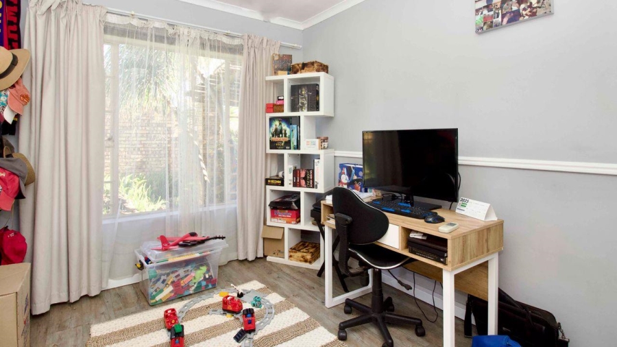 3 Bedroom Property for Sale in Highveld Gauteng