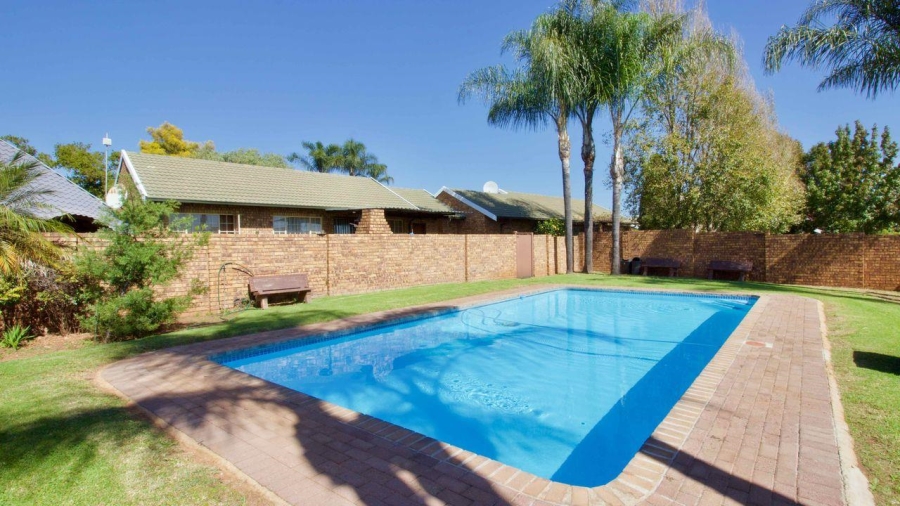 3 Bedroom Property for Sale in Highveld Gauteng