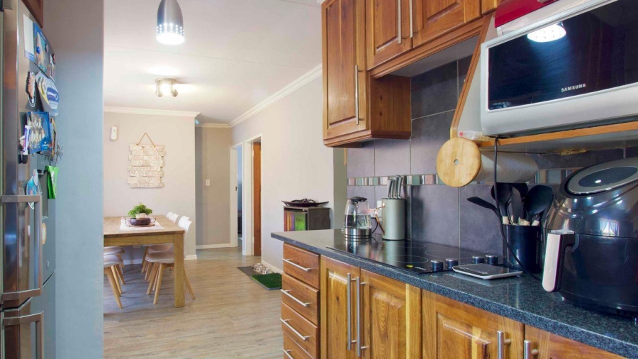 3 Bedroom Property for Sale in Highveld Gauteng