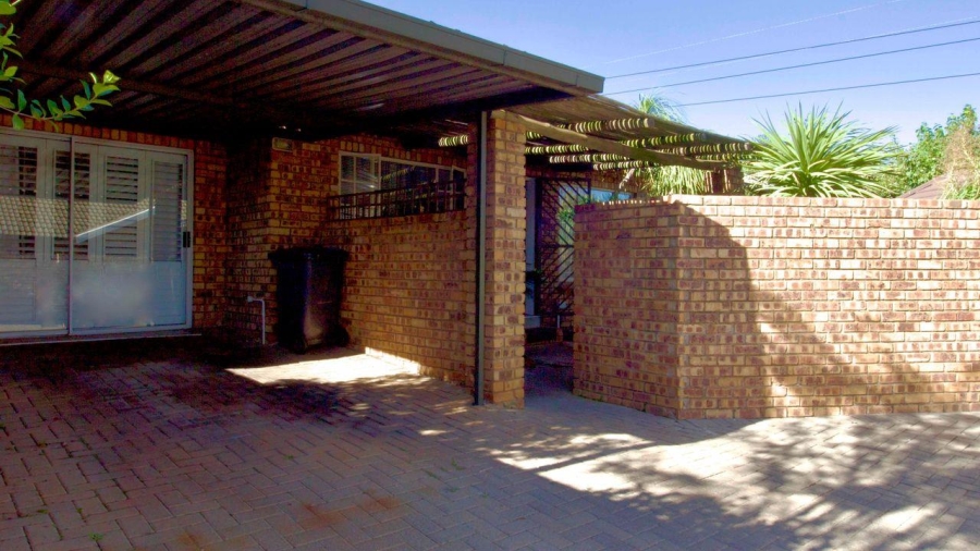 3 Bedroom Property for Sale in Highveld Gauteng