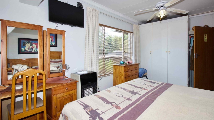 4 Bedroom Property for Sale in Doringkloof Gauteng