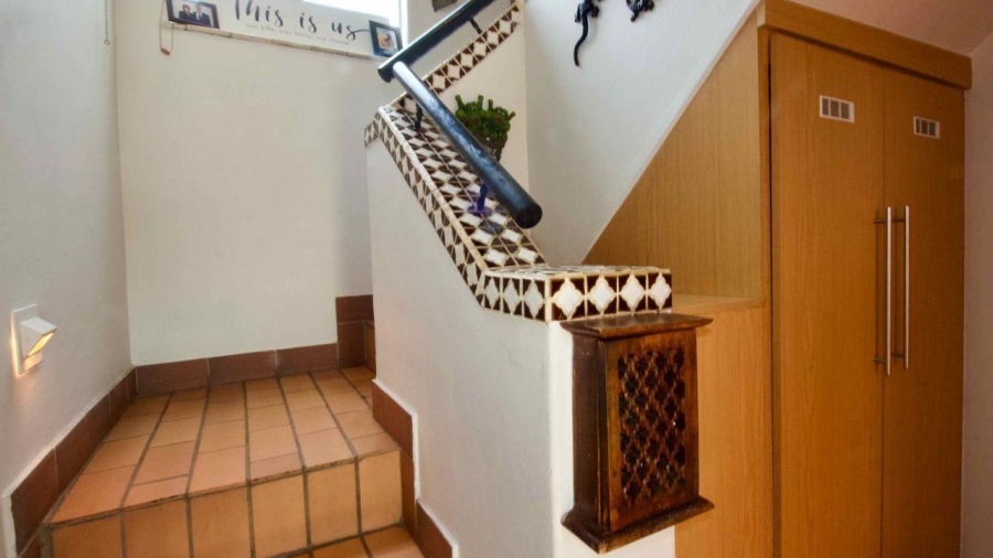 4 Bedroom Property for Sale in Doringkloof Gauteng
