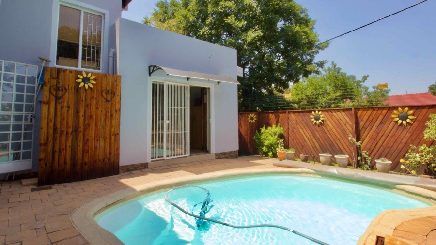 4 Bedroom Property for Sale in Doringkloof Gauteng