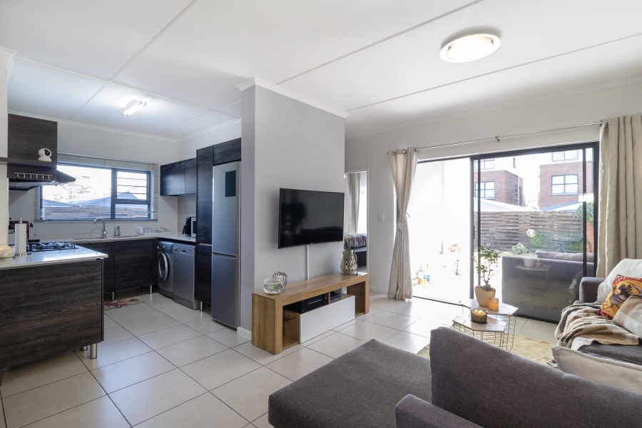 3 Bedroom Property for Sale in Greenstone Crest Gauteng