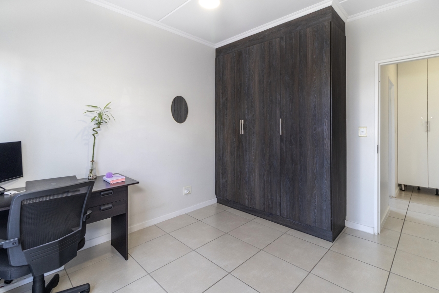3 Bedroom Property for Sale in Greenstone Crest Gauteng
