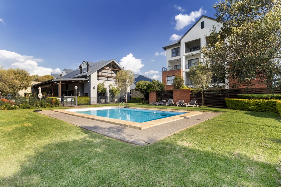 3 Bedroom Property for Sale in Greenstone Crest Gauteng