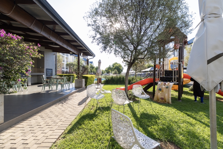 3 Bedroom Property for Sale in Greenstone Crest Gauteng