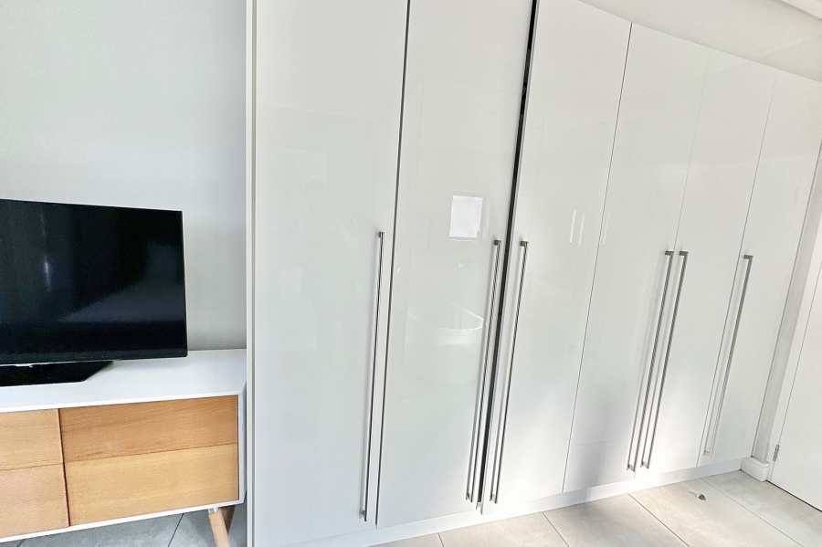 To Let 2 Bedroom Property for Rent in The Polofields Gauteng
