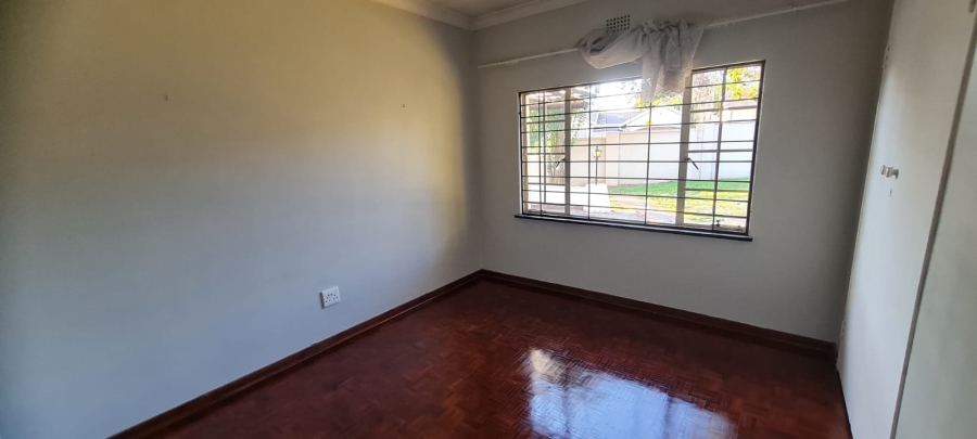 To Let 4 Bedroom Property for Rent in Eden Glen Gauteng
