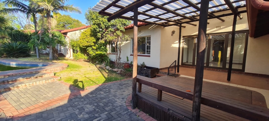 To Let 4 Bedroom Property for Rent in Eden Glen Gauteng