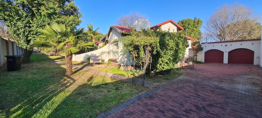 To Let 4 Bedroom Property for Rent in Eden Glen Gauteng