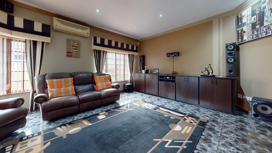 3 Bedroom Property for Sale in Northvilla Gauteng