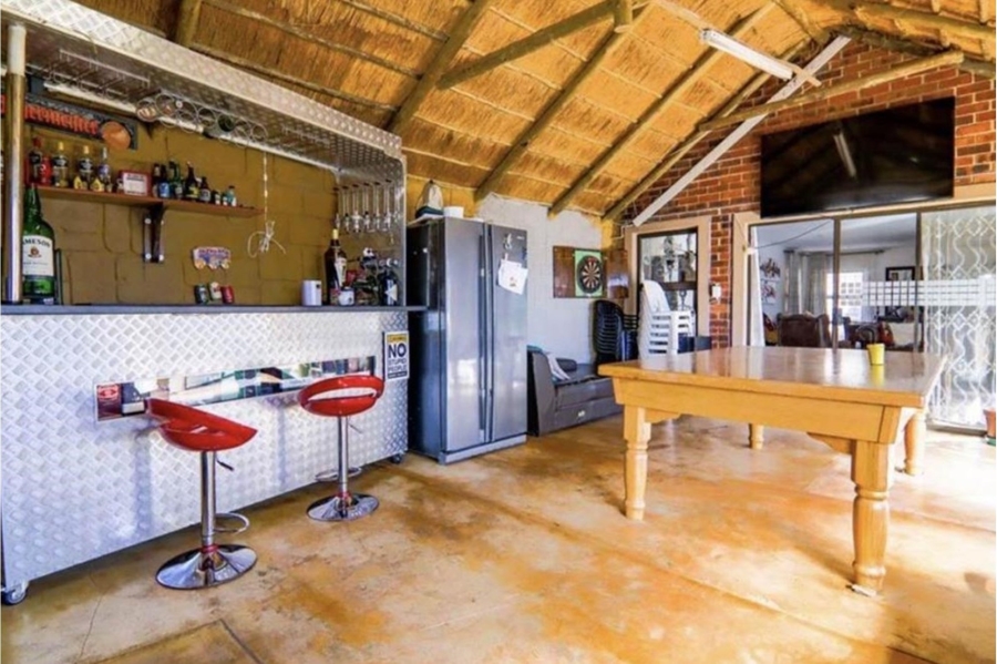 To Let 5 Bedroom Property for Rent in Noordwyk Gauteng