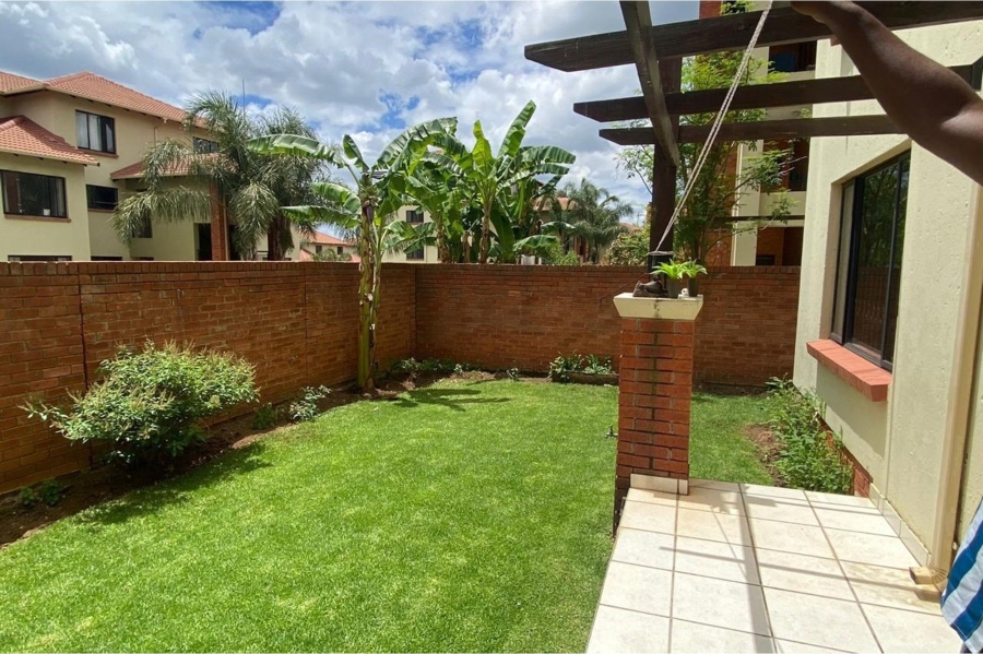 To Let 2 Bedroom Property for Rent in Sunninghill Gauteng
