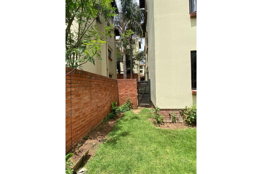 To Let 2 Bedroom Property for Rent in Sunninghill Gauteng
