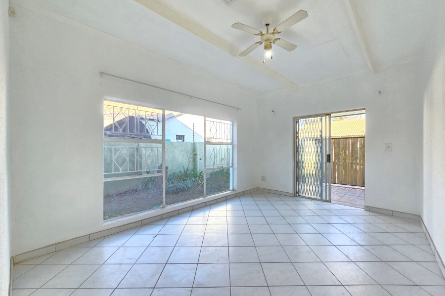 To Let 2 Bedroom Property for Rent in Ravenswood Gauteng