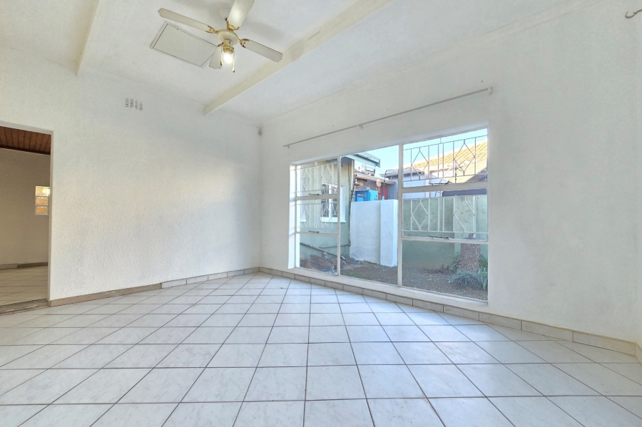 To Let 2 Bedroom Property for Rent in Ravenswood Gauteng