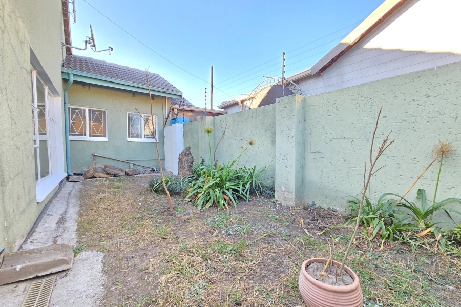 To Let 2 Bedroom Property for Rent in Ravenswood Gauteng