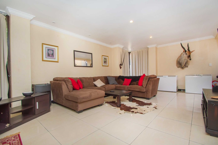 4 Bedroom Property for Sale in Strubensvallei Gauteng