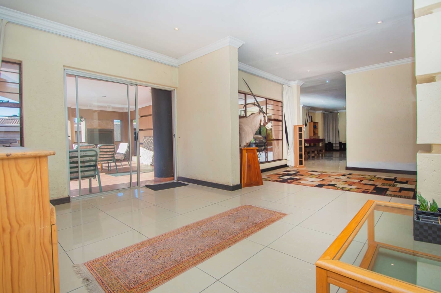 4 Bedroom Property for Sale in Strubensvallei Gauteng
