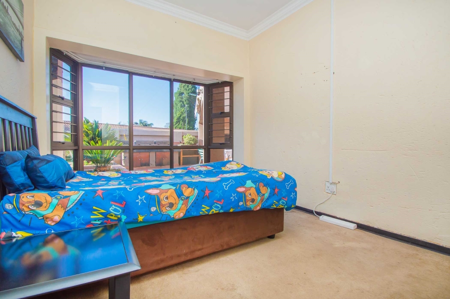 4 Bedroom Property for Sale in Strubensvallei Gauteng