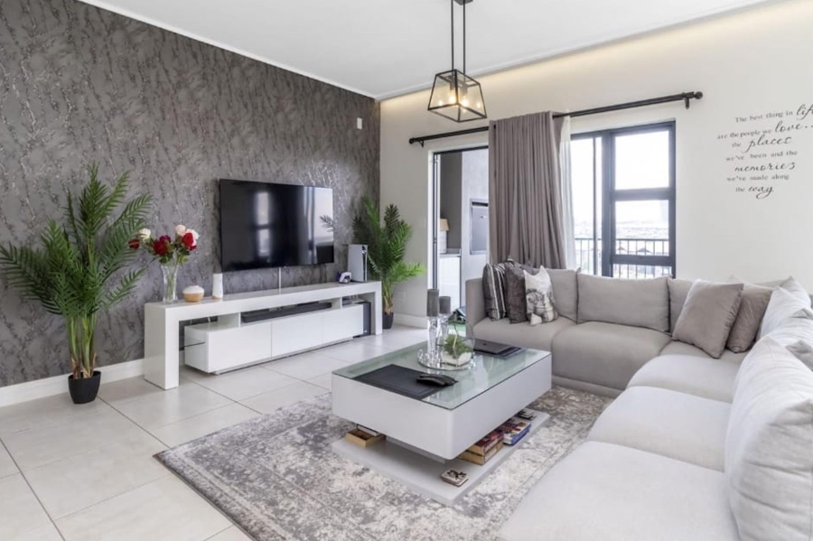 2 Bedroom Property for Sale in The Polofields Gauteng
