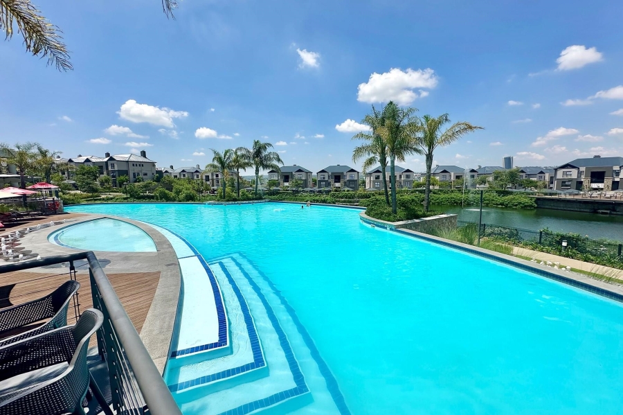 2 Bedroom Property for Sale in The Polofields Gauteng