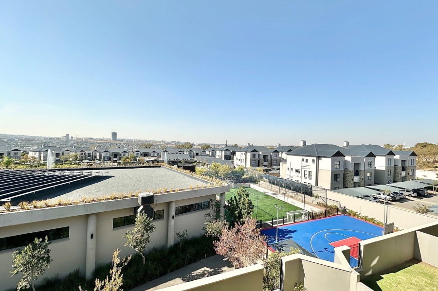 2 Bedroom Property for Sale in The Polofields Gauteng