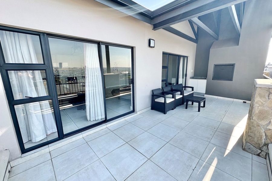 2 Bedroom Property for Sale in The Polofields Gauteng