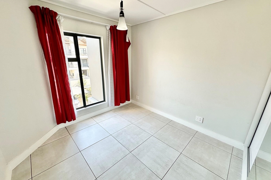 2 Bedroom Property for Sale in The Polofields Gauteng
