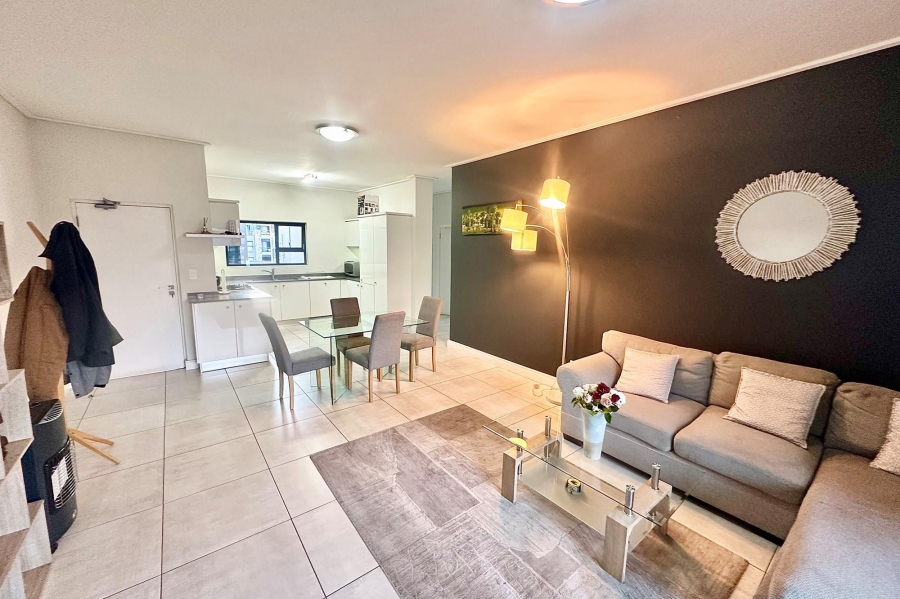 To Let 2 Bedroom Property for Rent in The Polofields Gauteng
