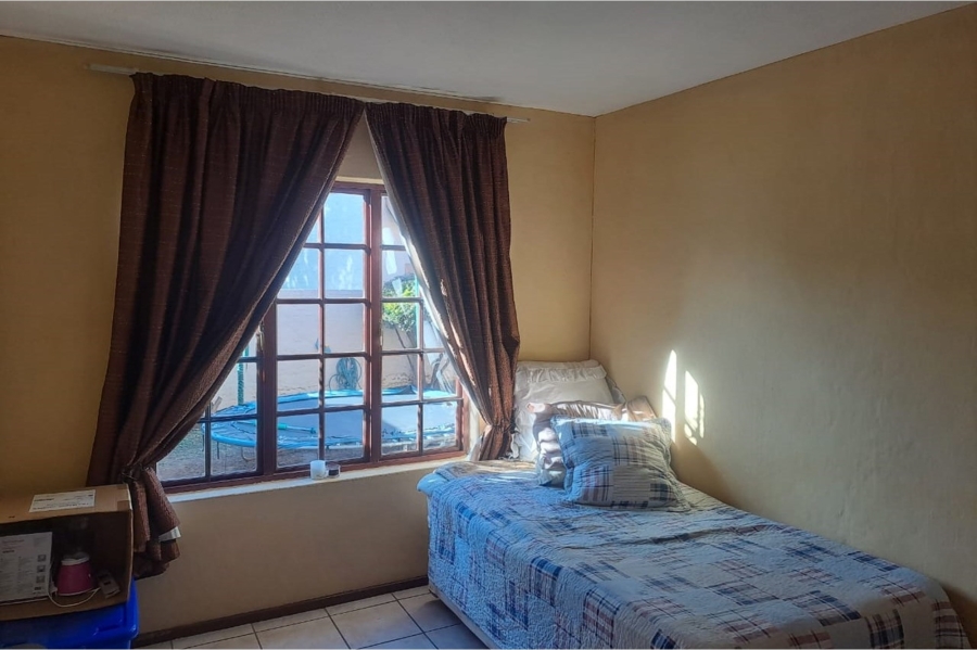 3 Bedroom Property for Sale in Equestria Gauteng