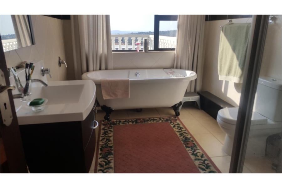 4 Bedroom Property for Sale in Heuningklip Gauteng