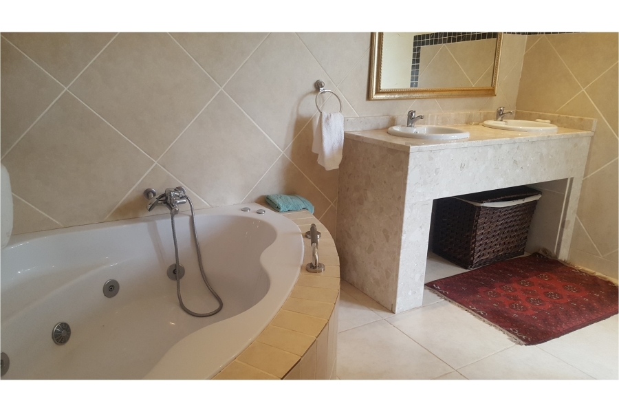 4 Bedroom Property for Sale in Heuningklip Gauteng