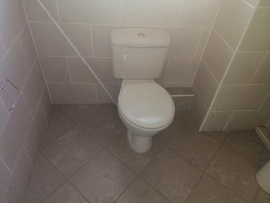 2 Bedroom Property for Sale in Pretoria North Gauteng