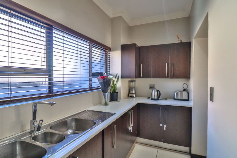 4 Bedroom Property for Sale in Midstream Estate Gauteng
