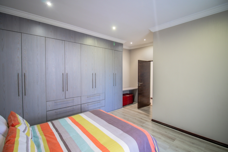 4 Bedroom Property for Sale in Midstream Estate Gauteng