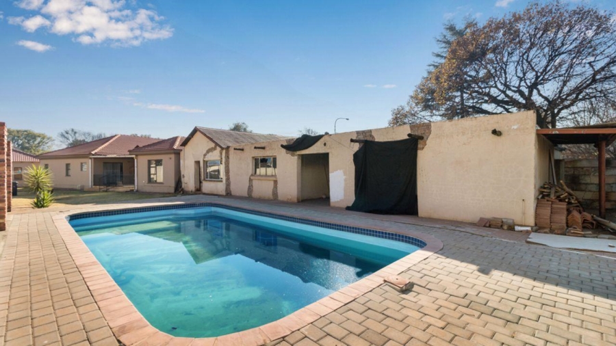 4 Bedroom Property for Sale in Clubview Gauteng