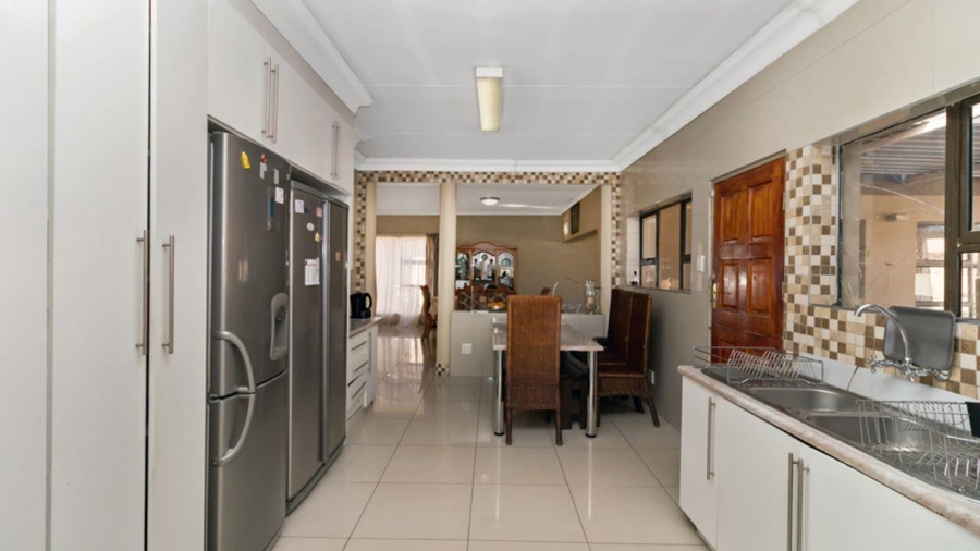 4 Bedroom Property for Sale in Clubview Gauteng
