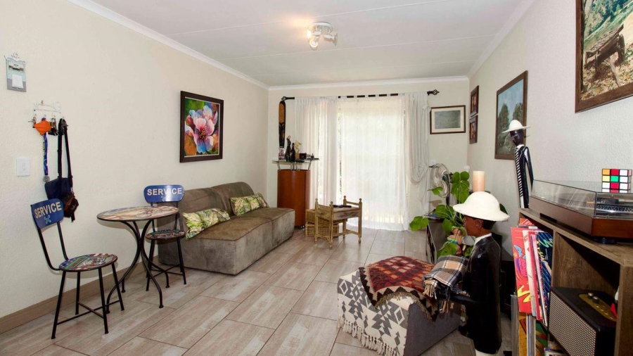 2 Bedroom Property for Sale in Kosmosdal Gauteng