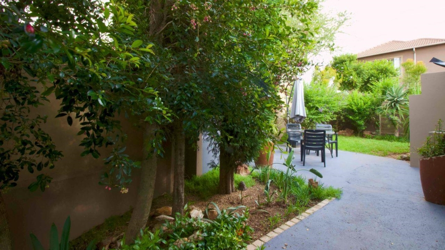 2 Bedroom Property for Sale in Kosmosdal Gauteng